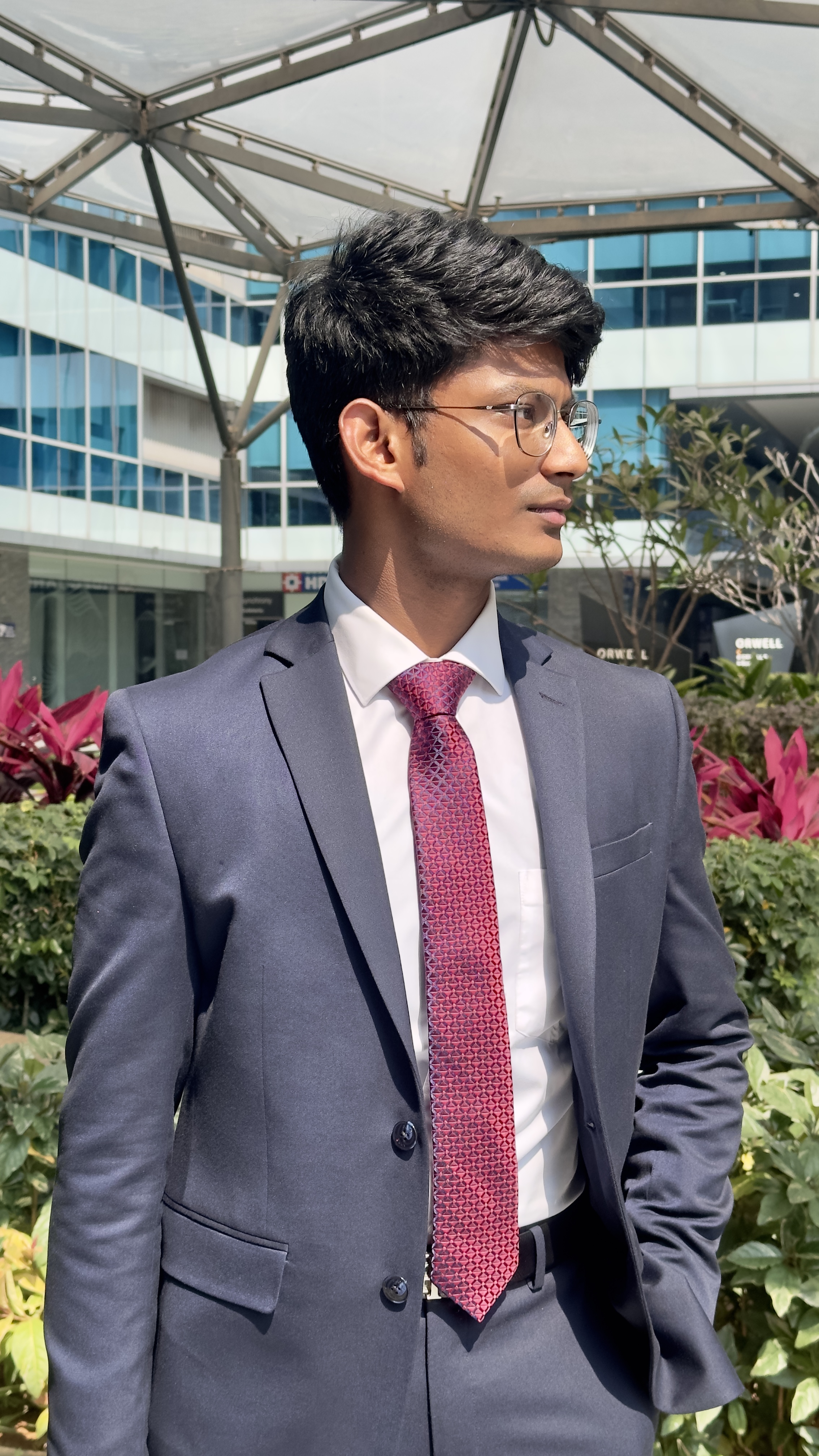 Yogesh Ganesan, Managing Director